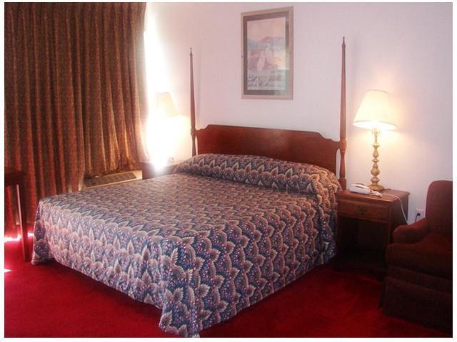 Red Carpet Inn Jesup Δωμάτιο φωτογραφία